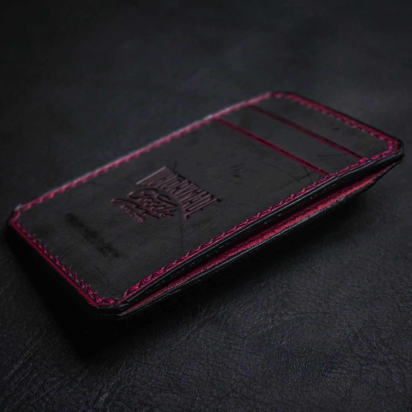 5 Pocket Vertical Cardholder - Red Ghost