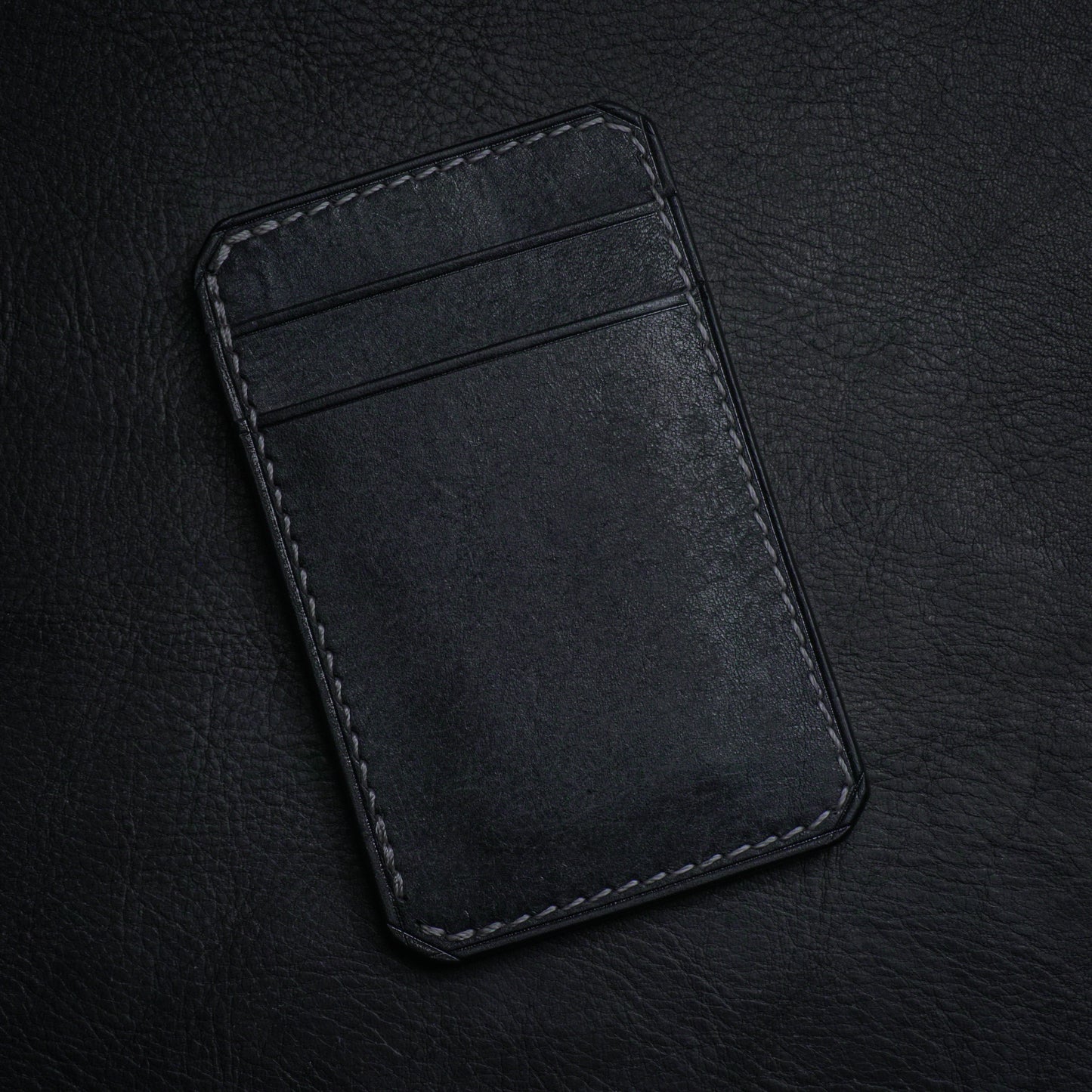 5 Pocket Vertical Cardholder - Black Pueblo