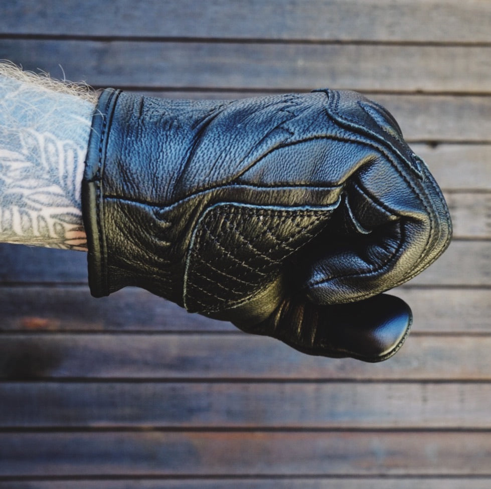 VMG Riding Gloves v1.0 - Victorymade Goods