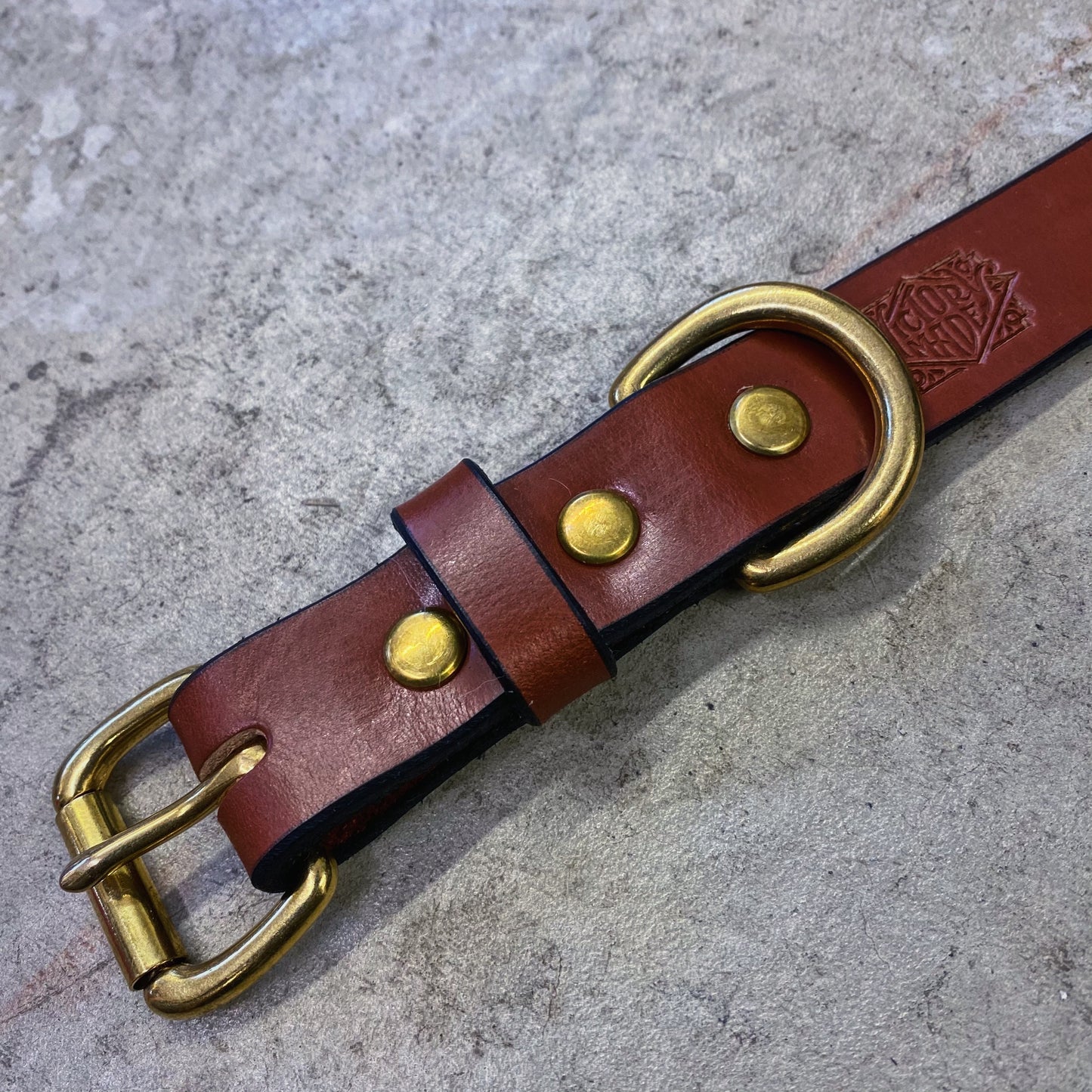 Expertly Crafted Leather Dog Collar - Victorymade Goods